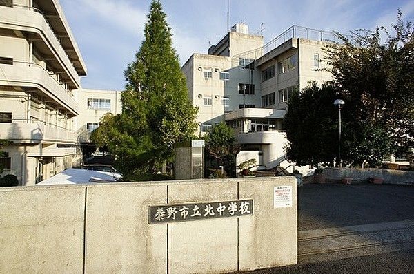 ӊ `s/kwZ k22B 1760m