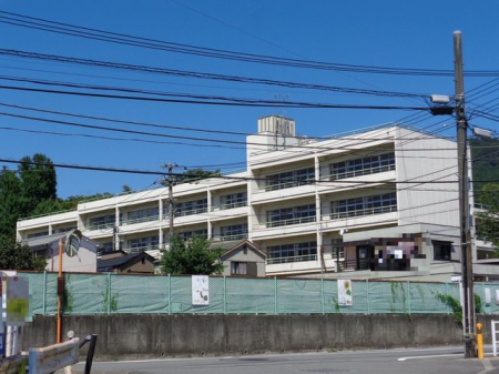 ���ӊ� ���c����/���c���w�Z �k��6���B 450m