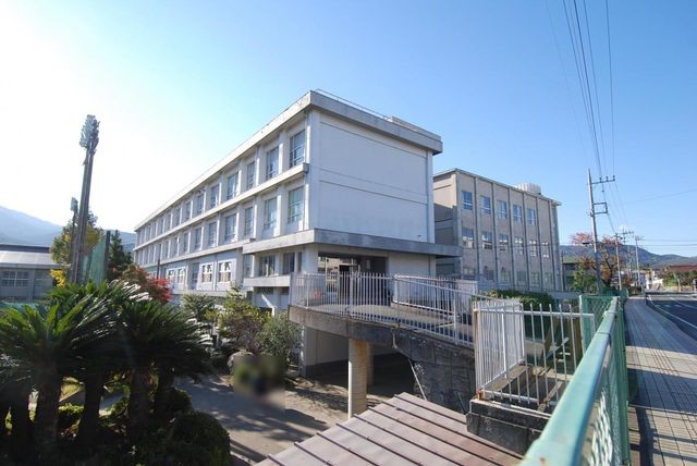 ���ӊ� �쑫���s���쑫�����w�Z �k��8���B 640m