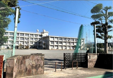 ���ӊ� �쑫���s���⌴���w�Z �k��12���B 940m