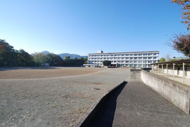 ���ӊ� �쑫���s��/�����䒆�w�Z �k��15���B 1200m