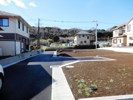 ���n�y�n�ʐ^ �O�ʓ��H���y�n���n