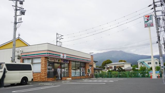 ���ӊ� �Z�u���]�C���u��/�쑫���|���X �k��3���B 180m