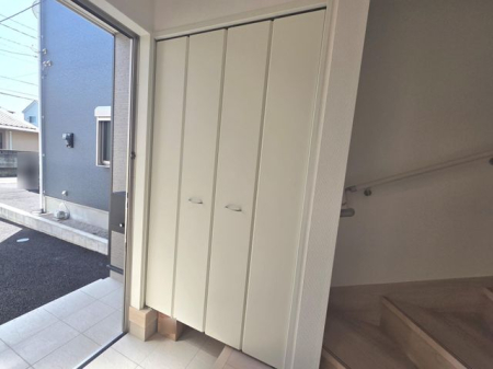 ���� ����