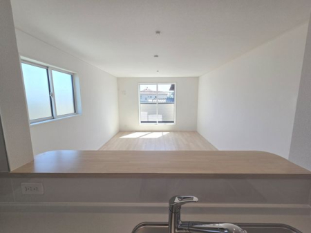 ���r���O ���r���O