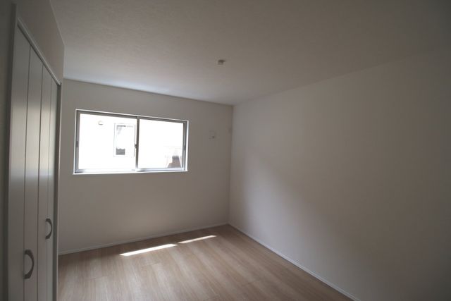 ���[ �m��