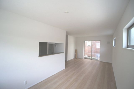 ���r���O ���r���O