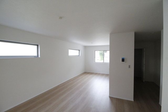 ���ʑ�E���ʏ� ���r���O