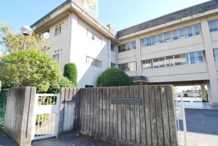 ���ӊ� ��䒬����䏬�w�Z �k��5���B 340m