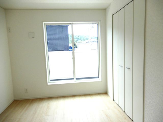 �Q�� �Q��