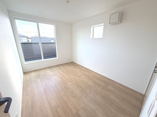 ���ӊ� 2F6����